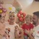 Прекрасната поп фолк икона Камелия празнува рожден ден на своята дъщеричка Касия! Тя качи видео от празненството заедно на което са цялото семейство, пред двуетажна момичешка торта пеещи заедно Happy Birthday Kasi Kasi! Ето какво пише в описанието на видеото Камелия: „Скъпа,КАСИЯ ❤️. Нашето “Здравей” не започна с раждане,а със среща. Ти ни повика и щом те видяхме,разбрахме…. Ти си …Нашето момиче,Ти си нашият избор. Благодарим на живота,че ни срещна.Бъди здрава и щастлива,малка Каси.Обичаме те ❤️🍀❤️. Честит рожден ден“ Ние от Екипа на „Виж ти“, сме големи почитатели на Камелия и жиелаем много здраве и още безброй щастливи рождени дни!